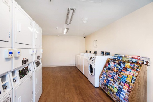 HomeTowne Studios Colorado Springs - Airport image 12