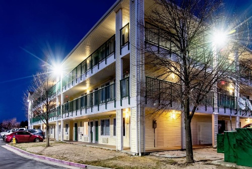 HomeTowne Studios Colorado Springs - Airport image 16