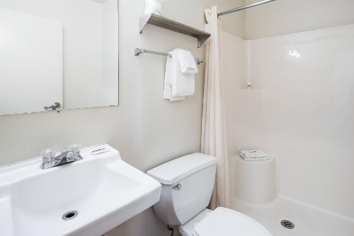 HomeTowne Studios Colorado Springs - Airport image 4